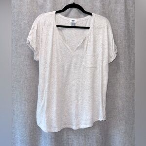 Women's Old Navy tee Large